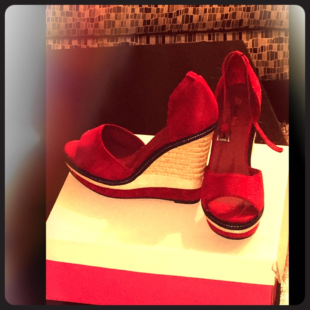 Wedge heels 👠